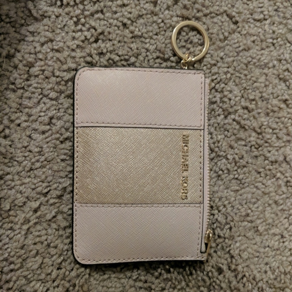 Michael kors wallet pouch